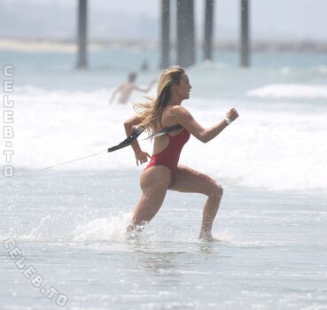 Hassie Harrison
