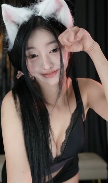 Leaked Haxxnini page private photo viral onlyfans