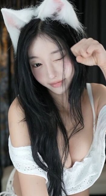 Leaked Haxxnini page private photo viral onlyfans