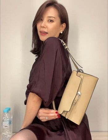 Leaked Hee a private photo viral onlyfans