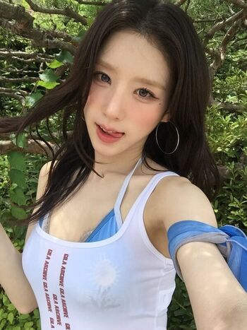 HeeJin