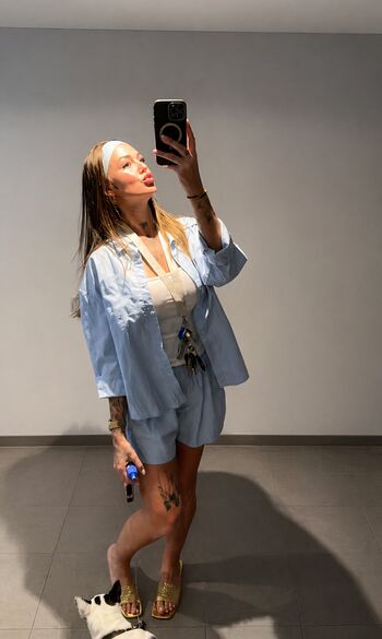 Helenaeliart