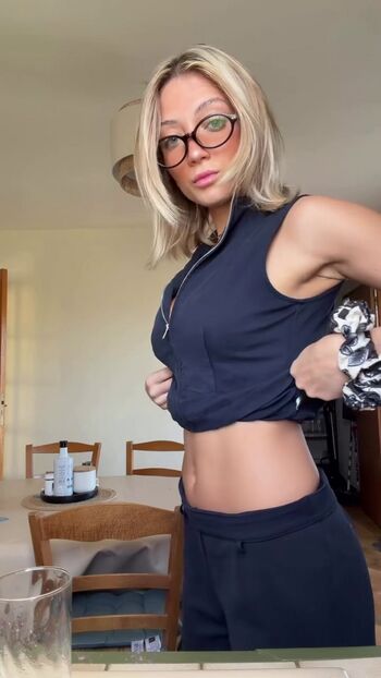 Leaked Hello iris page private photo viral onlyfans