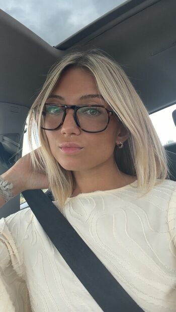 Leaked Hello iris private photo viral onlyfans