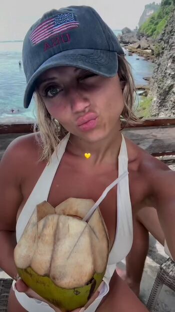 Leaked Hello iris private photo viral onlyfans