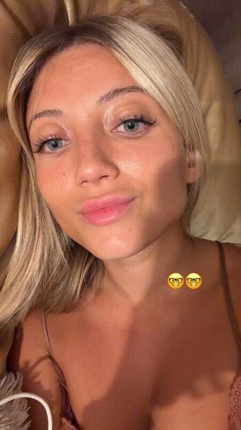 Leaked Hello iris private photo viral onlyfans