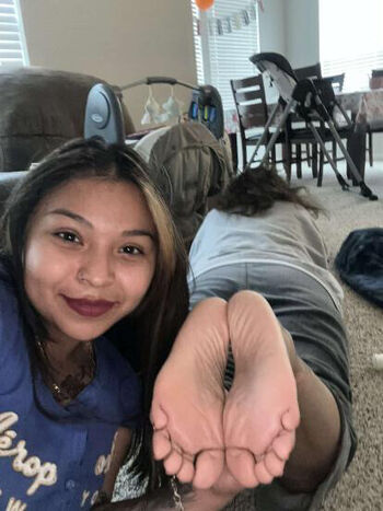 Hellovivifeet
