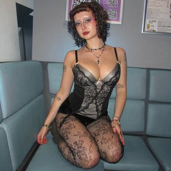 Leaked Hemsley private photo viral onlyfans