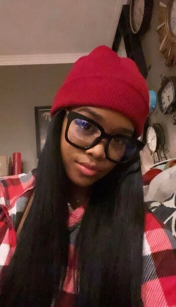 Leaked Hermusicofficial private photo viral onlyfans