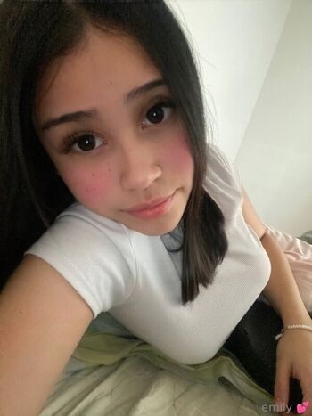 Leaked Heyitsemilyy private photo viral onlyfans