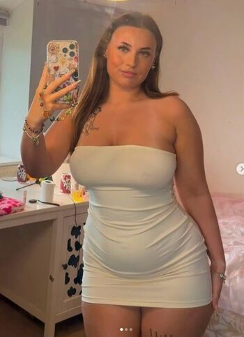 Leaked Heyitsjules private photo viral onlyfans