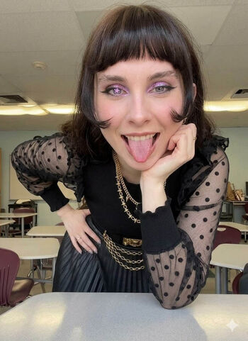 HeyMissTeacher