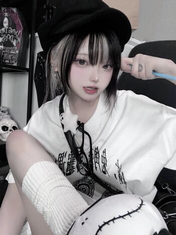 Leaked Hiki cos page private photo viral onlyfans