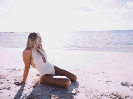 Leaked Hilary duff private photo viral onlyfans