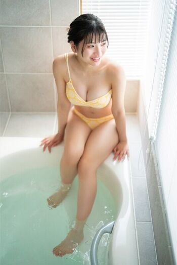 Himeno Hinano
