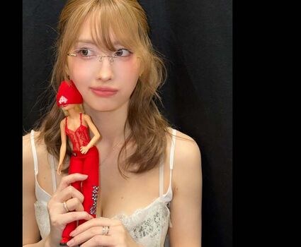 Leaked Hirai momo private photo viral onlyfans