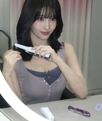 Leaked Hirai momo page private photo viral onlyfans