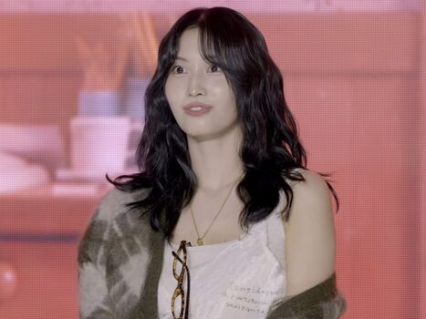 Hirai Momo
