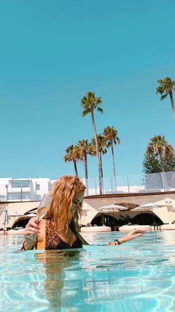 Leaked Hollie bennett private photo viral onlyfans