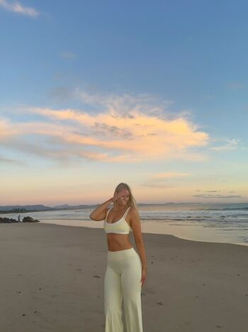 holly.griffithss