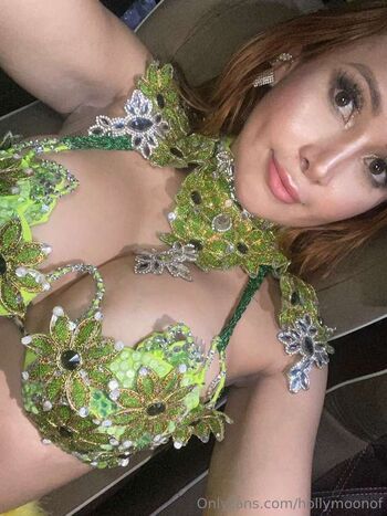 Leaked Holly moon private photo viral onlyfans