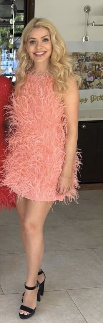 Leaked Holly willoughby page private photo viral onlyfans