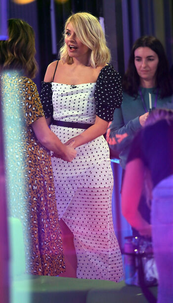 Leaked Holly willoughby page private photo viral onlyfans