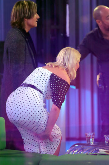 Leaked Holly willoughby page private photo viral onlyfans