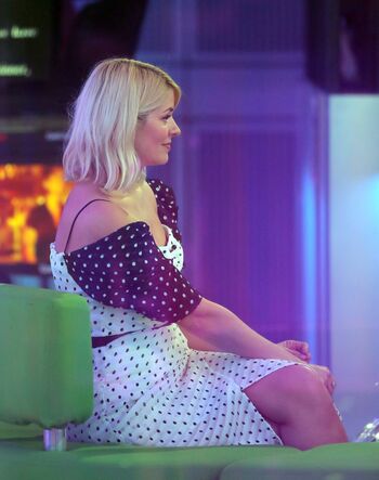 Leaked Holly willoughby page private photo viral onlyfans