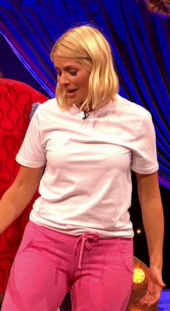 Leaked Holly willoughby private photo viral onlyfans