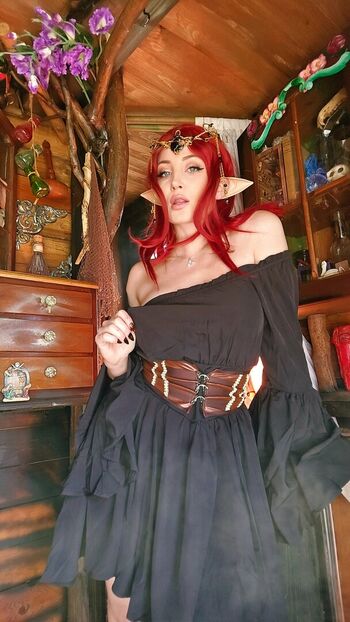 Holly Wolf