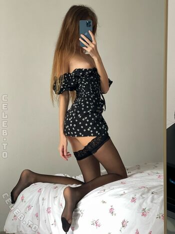 Honeylittlegirl