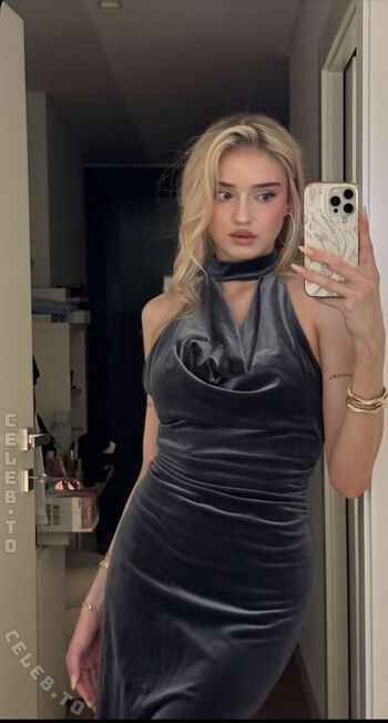 Leaked Honeypuu  page private photo viral onlyfans