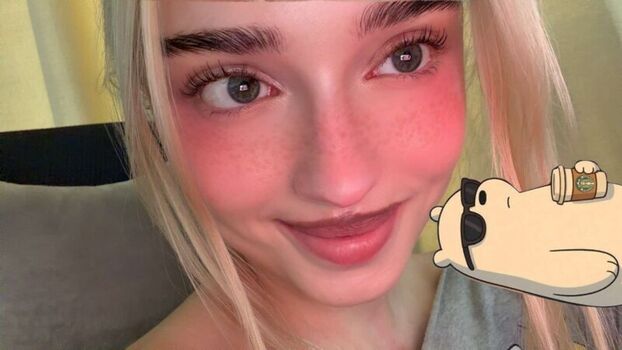 Leaked Honeypuu private photo viral onlyfans
