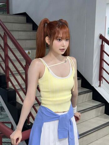 Hong Eunchae 홍은채