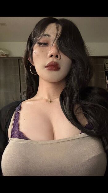 Leaked Hongbin private photo viral onlyfans