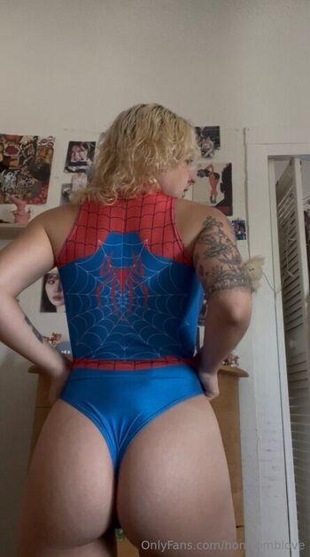 Leaked Honicomblove private photo viral onlyfans