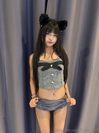 Leaked Emily bloom / private photo viral onlyfans