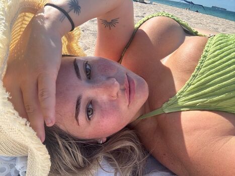 Leaked Hotlikethesunnn private photo viral onlyfans