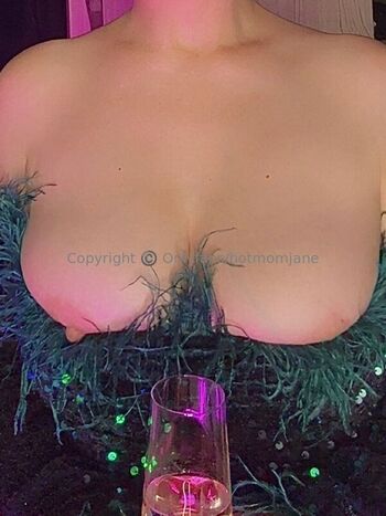 Leaked Hotmomjane page private photo viral onlyfans