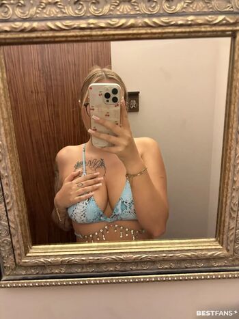 Leaked Hotpeachygirl private photo viral onlyfans