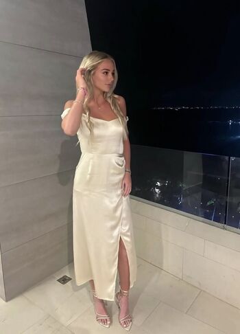 hottie_mikaila