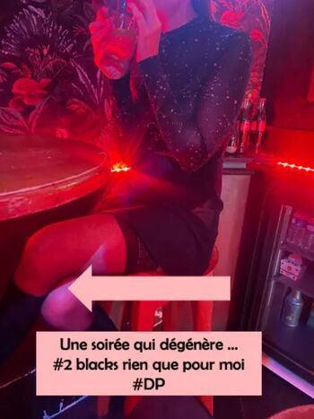 Leaked Hotwife private photo viral onlyfans