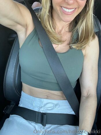 Hotwife_Nikki