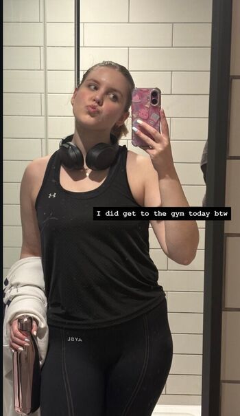 Leaked Hoxieloxie private photo viral onlyfans