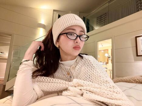 Huh Yunjin 허윤진