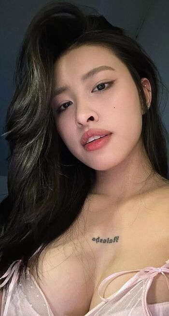 Leaked Huyen anh private photo viral onlyfans