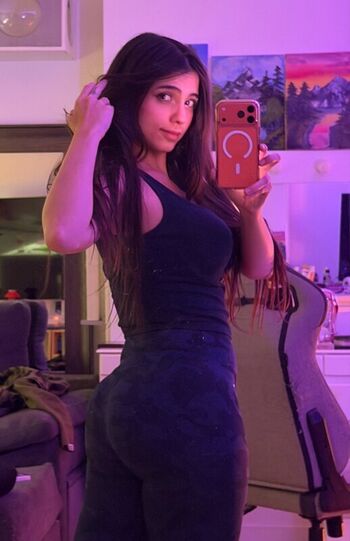 Leaked Iaaras  page private photo viral onlyfans