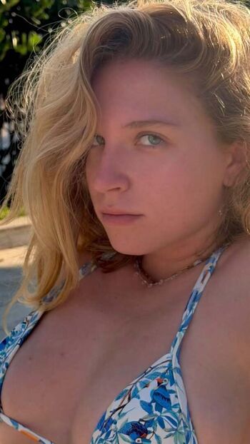 Leaked Iamcarlavoicu private photo viral onlyfans