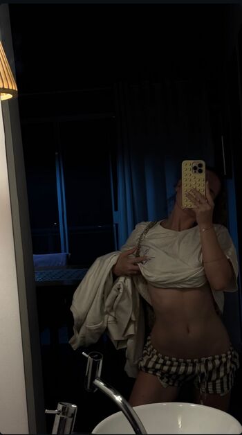 Leaked Iamcarlavoicu private photo viral onlyfans